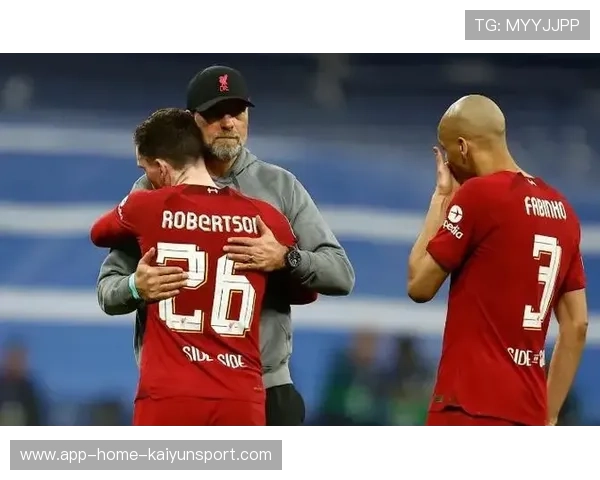 利物浦边路连线反复冲击对手底线，终见成效