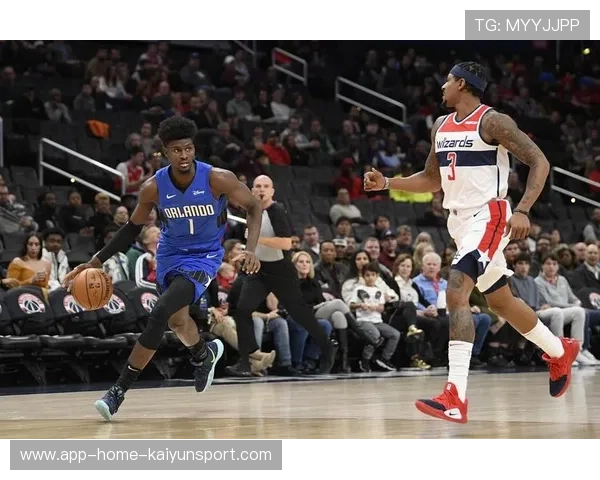 乔纳森艾萨克防守端覆盖极广,魔术压制对手火力